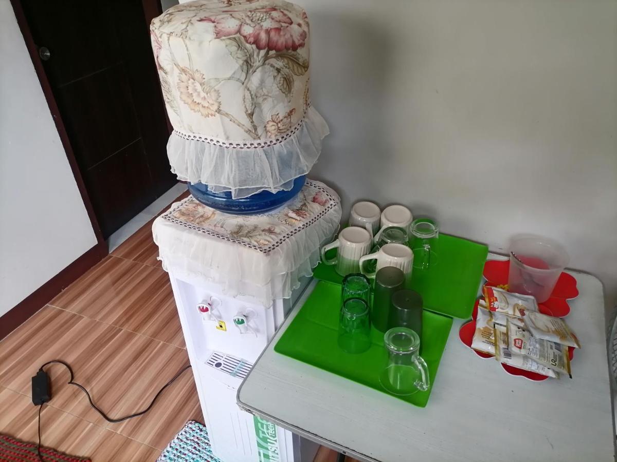 Marbeth Inn Корон Екстериор снимка